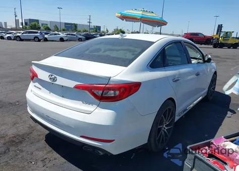 2015 Hyundai Sonata Sport z USA, uszkodzony, nr VIN 5NPE34AF0FH055387